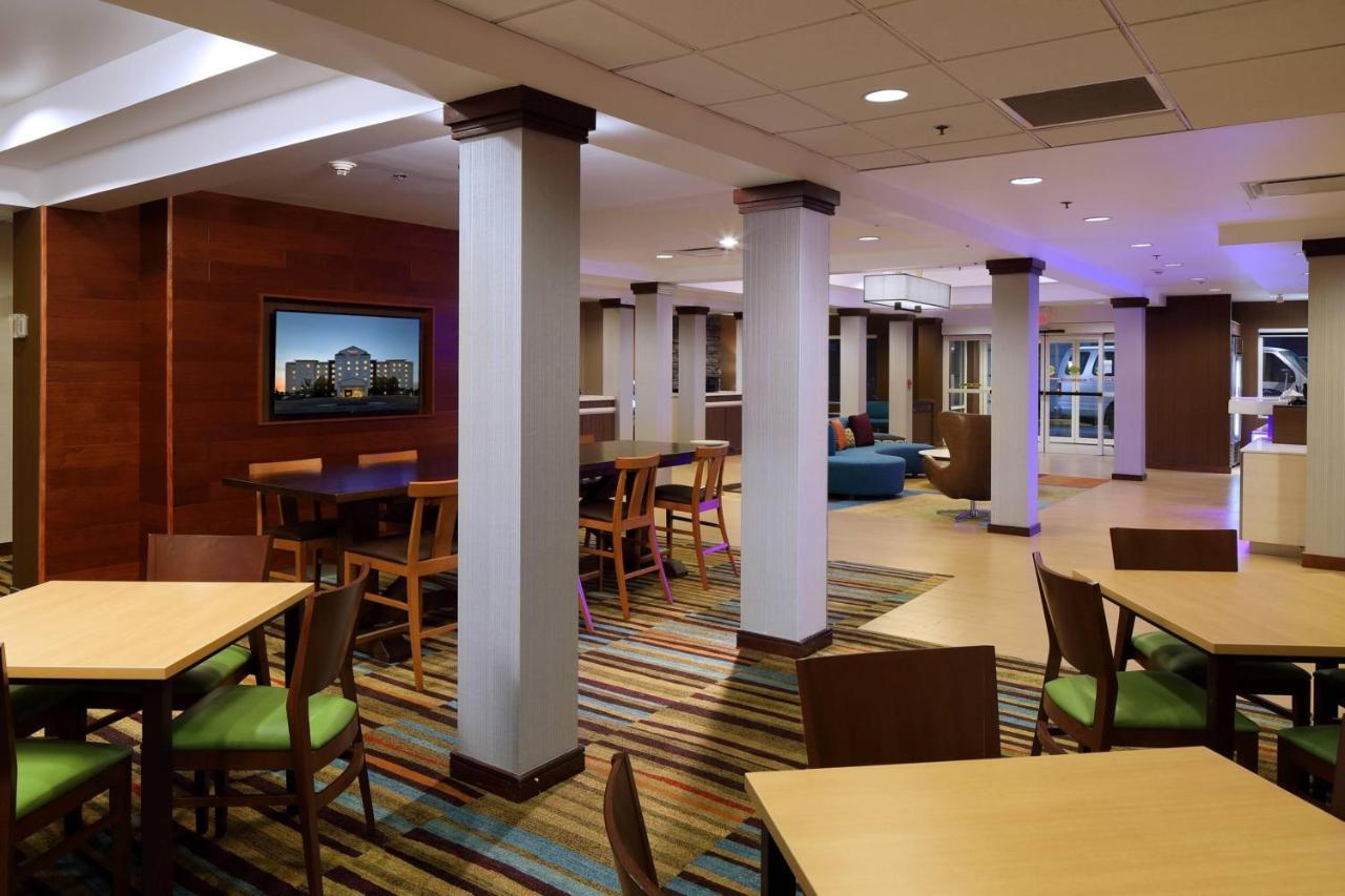 Fairfield Inn & Suites By Marriott Newark Liberty International Airport Exteriör bild